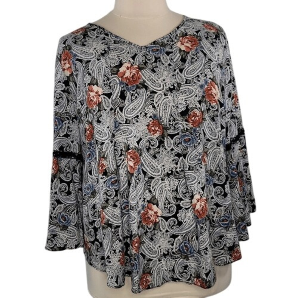 Sami &‎ Jo Black & Blue Floral Paisley Blouse
